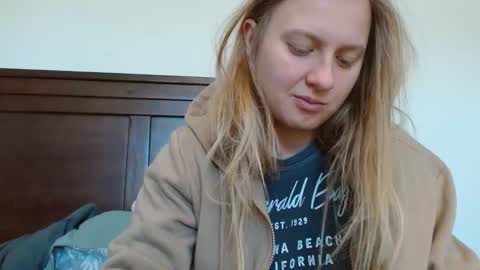 Snapshot of scartit chatting on March 10, 2025, 7:18 pm ScarTit Bernhard online show from March 10, 2025, 7:18 pm