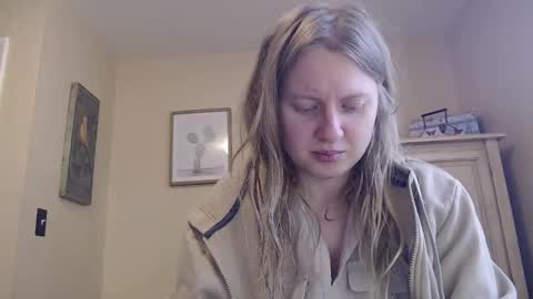 Snapshot of scartit chatting on November 16, 2025, 6:46 pm ScarTit Bernhard online show from November 16, 2025, 6:46 pm