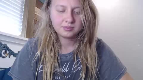 Snapshot of scartit chatting on April 18, 2026, 7:51 pm ScarTit Bernhard online show from April 18, 2026, 7:51 pm
