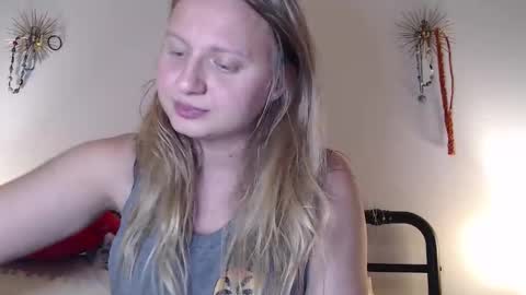 Snapshot of scartit chatting on May 11, 2026, 2:28 am ScarTit Bernhard online show from May 11, 2026, 2:28 am