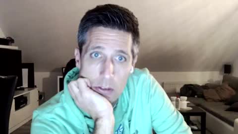 Snapshot of schnuckigeil chatting on December 2, 2024, 3:47 pm Dildomen online show from December 2, 2024, 3:47 pm