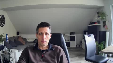 Snapshot of schnuckigeil chatting on February 12, 2026, 11:16 am Dildomen online show from February 12, 2026, 11:16 am