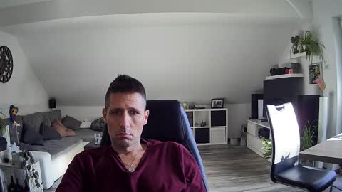 Dildomen online show from March 12, 2026, 8:20 am