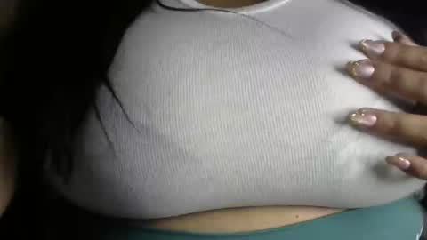 Snapshot of schoco_milf chatting on November 8, 2025, 10:59 am mai latina online show from November 8, 2025, 10:59 am