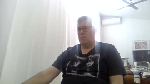 Snapshot of scoobs71 chatting on June 11, 2026, 2:22 am Scoobs online show from June 11, 2026, 2:22 am