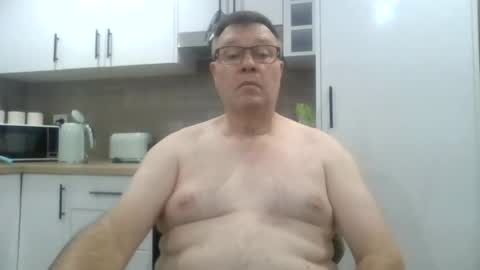 Snapshot of scoobs71 chatting on June 16, 2026, 5:10 am Scoobs online show from June 16, 2026, 5:10 am