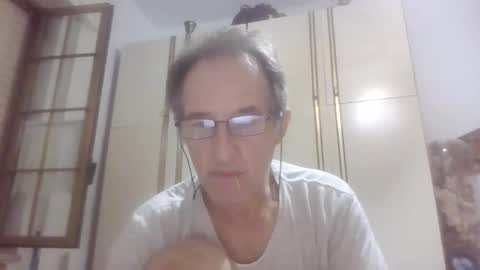 scotchwhieskie online show from September 16, 2025, 6:31 pm