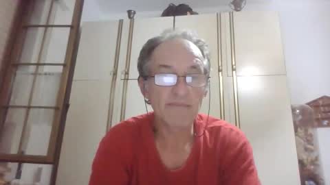 scotchwhieskie online show from September 22, 2025, 6:54 pm