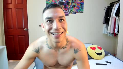 Snapshot of scotrisse chatting on January 27, 2025, 7:35 pm Daniel martinez - Independent model online show from January 27, 2025, 7:35 pm