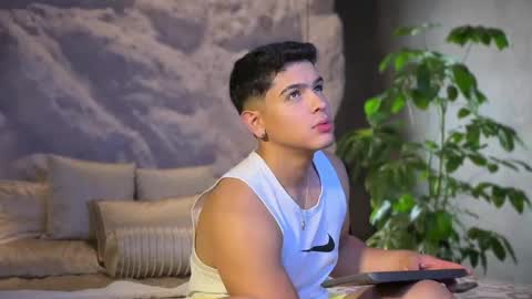 Andrew Flintt online show from March 25, 2026, 12:16 am