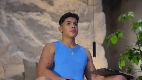 Andrew Flintt online show from April 5, 2026, 11:02 pm