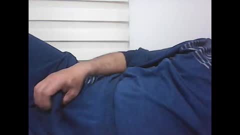 Snapshot of screw2 chatting on February 3, 2026, 9:42 pm Evren online show from February 3, 2026, 9:42 pm