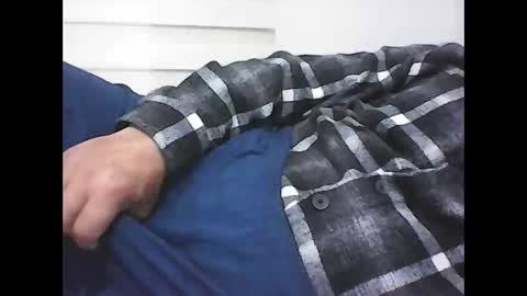 Snapshot of screw2 chatting on February 8, 2026, 3:15 pm Evren online show from February 8, 2026, 3:15 pm