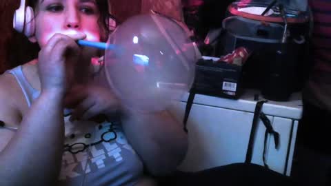 Snapshot of scumbagsmith chatting on January 5, 2025, 6:56 am Danni online show from January 5, 2025, 6:56 am