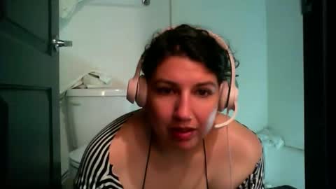 Snapshot of scumbagsmith chatting on November 25, 2025, 4:07 pm Danni online show from November 25, 2025, 4:07 pm