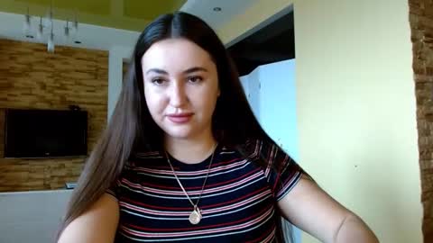 Elizabeth  online show from March 17, 2026, 8:06 am