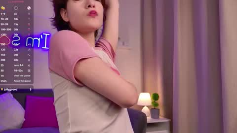 Snapshot of seacyra chatting on December 17, 2025, 1:50 pm CYRA online show from December 17, 2025, 1:50 pm