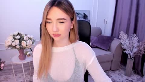 Kate online show from January 13, 2025, 3:34 am