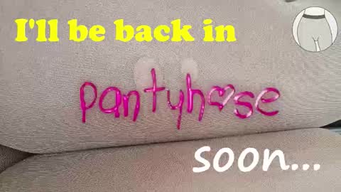 seamlessly online show from November 2, 2025, 9:28 pm