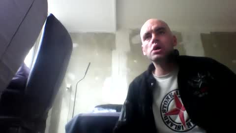 Sean online show from April 15, 2026, 10:11 am