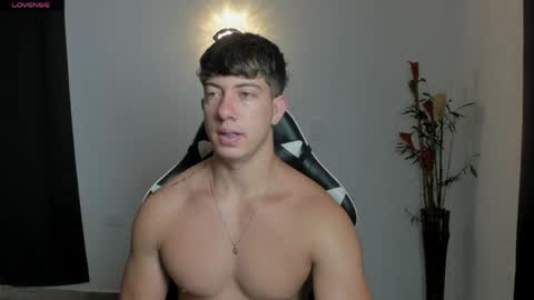 Snapshot of sean_brownx chatting on June 4, 2026, 11:49 am Sean online show from June 4, 2026, 11:49 am