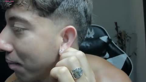 Snapshot of sean_brownx chatting on June 27, 2026, 12:22 pm Sean online show from June 27, 2026, 12:22 pm