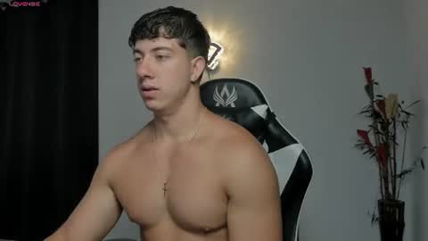 Snapshot of sean_brownx chatting on July 3, 2026, 4:57 pm Sean online show from July 3, 2026, 4:57 pm
