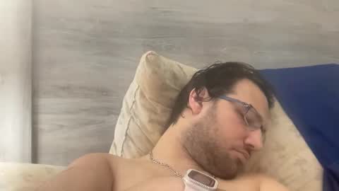 seansweetheart online show from December 22, 2025, 6:43 am