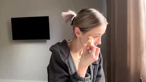 Kate online show from March 3, 2026, 11:16 am