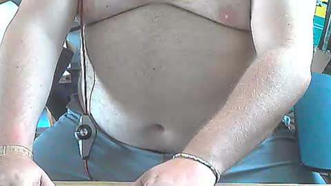 Snapshot of seathrough chatting on June 22, 2026, 8:11 am Falco J online show from June 22, 2026, 8:11 am