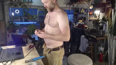 Seattlemanwhore online show from October 7, 2025, 2:25 pm