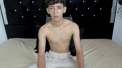 Snapshot of sebas_cat chatting on February 22, 2026, 2:45 am Sebastian Alvarez online show from February 22, 2026, 2:45 am