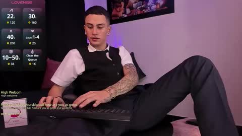 Sebastian online show from September 20, 2025, 3:18 am