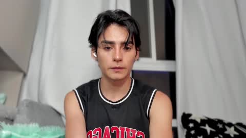 Snapshot of sebas_rosse chatting on February 23, 2025, 11:36 pm sebastian online show from February 23, 2025, 11:36 pm