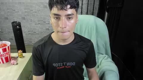 Snapshot of sebas_rosse chatting on June 24, 2026, 12:09 am sebastian online show from June 24, 2026, 12:09 am