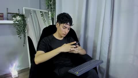 Snapshot of sebas_rosse chatting on July 16, 2026, 10:38 pm sebastian online show from July 16, 2026, 10:38 pm