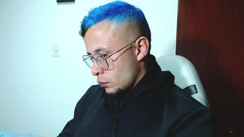 Snapshot of sebastian_025 chatting on December 2, 2024, 8:19 am Sebastian online show from December 2, 2024, 8:19 am