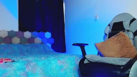 Snapshot of sebastian_025 chatting on December 19, 2024, 8:34 am Sebastian online show from December 19, 2024, 8:34 am