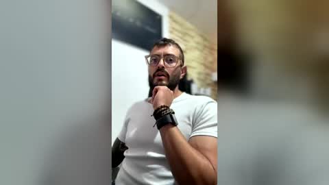 sebastian_ferreira online show from July 15, 2026, 8:47 pm