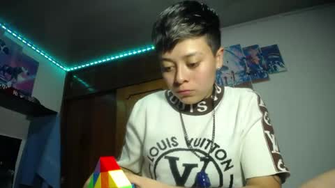 Snapshot of sebastian_posse chatting on May 13, 2026, 1:58 am Myystiic online show from May 13, 2026, 1:58 am
