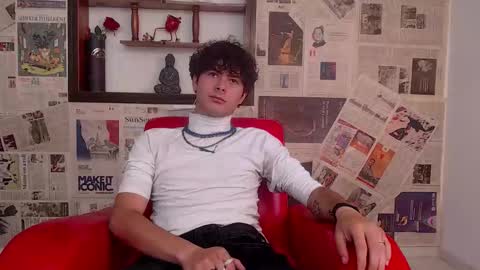 sebastian_rougue online show from March 11, 2026, 9:32 pm