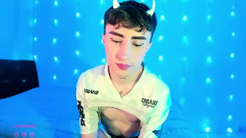     .  INDEPENDENT MODEL online show from June 2, 2026, 3:25 pm