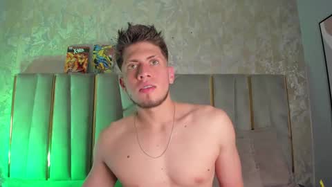  Sebastian  online show from September 18, 2025, 9:17 pm