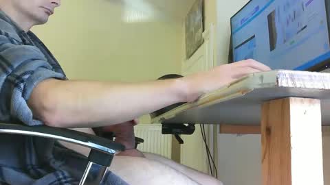 Snapshot of sebastianspalding450 chatting on November 18, 2025, 10:41 am sebastianspalding450 online show from November 18, 2025, 10:41 am