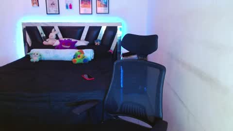 Sebas online show from March 6, 2026, 6:04 pm