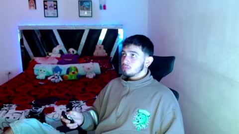 Snapshot of sebasxxl12 chatting on May 26, 2026, 11:23 pm Sebas online show from May 26, 2026, 11:23 pm