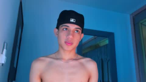 Sebastian online show from December 14, 2025, 9:08 pm