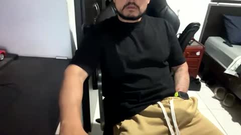 sebaz044 online show from January 19, 2026, 1:53 am