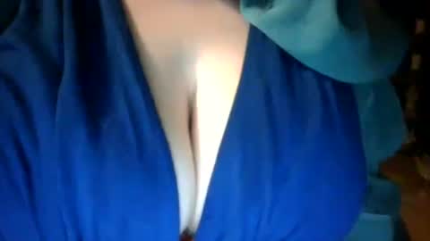 Sunny online show from October 3, 2025, 2:41 am