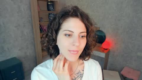 Snapshot of secret_des1res chatting on May 17, 2026, 5:38 am Mia online show from May 17, 2026, 5:38 am